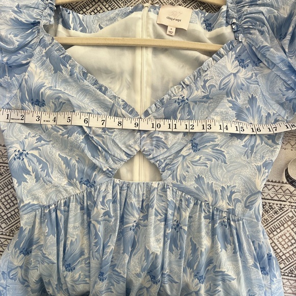 Cinq a sept beautiful dress - Picture 5 of 6